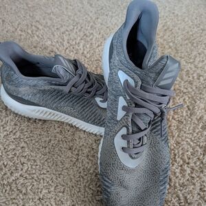 Adidas Bounce Gray Athletic Shoes